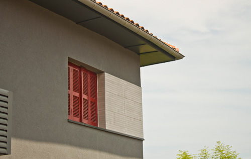 rehabilitación de fachada en Gipuzkoa: detalle de la fachada