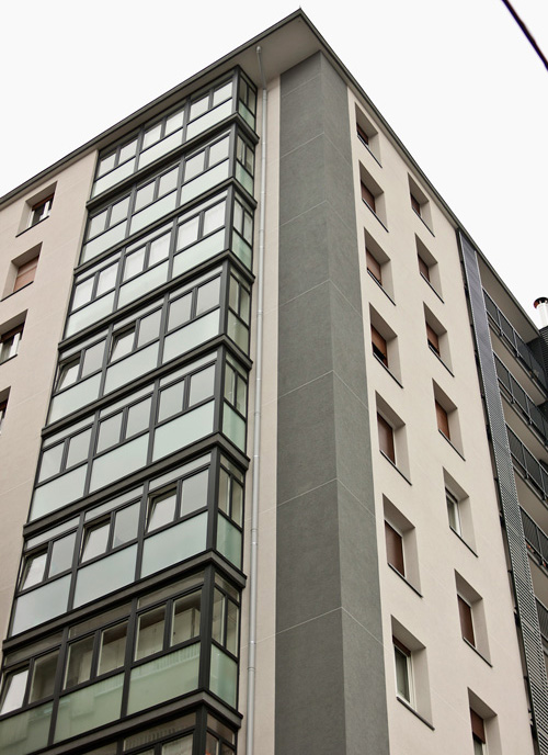 rehabilitación de fachada en gipuzkoa: fachada lateral