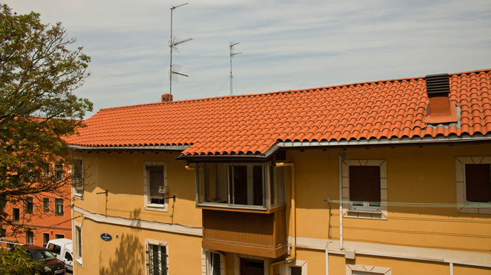 rehabilitación de tejado en Gipuzkoa: edificio Jolastokieta 17-19-21
